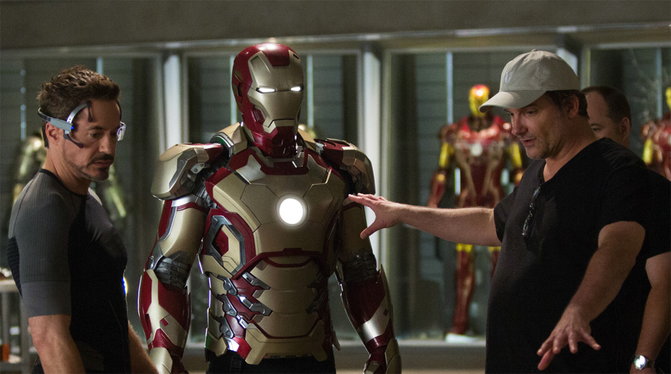 Diretor Shane Black assumindo o comando da franquia