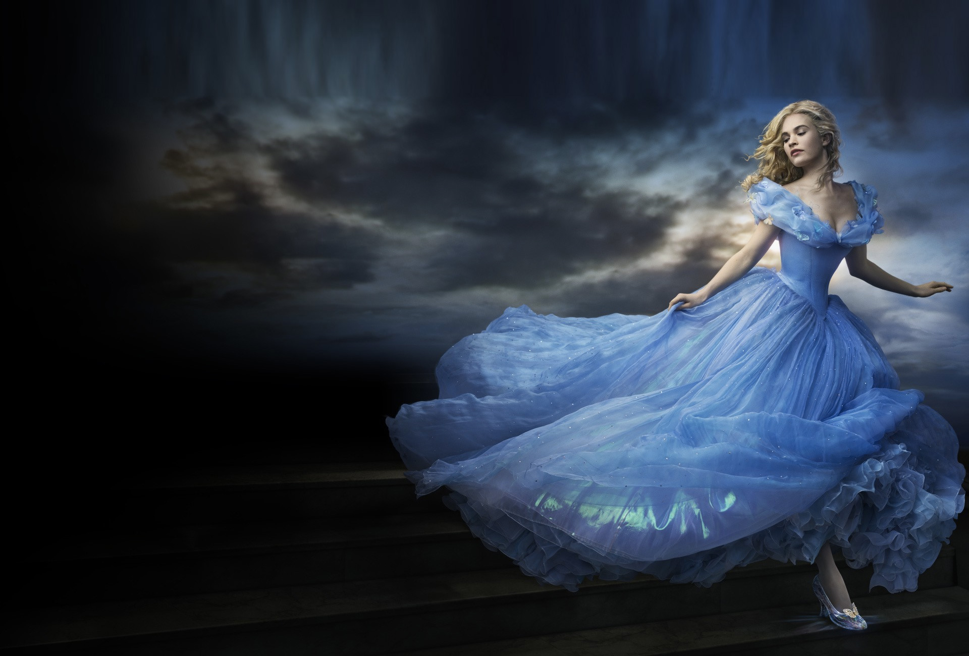 Capa - Com leveza, “Cinderela” oferece um olhar renovado sobre o popular conto de fadas