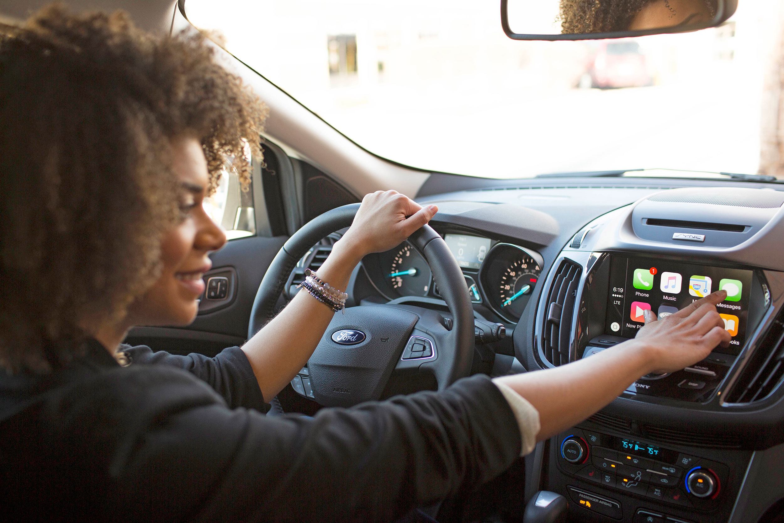 Ford SYNC 3, compatível com iOS e Android