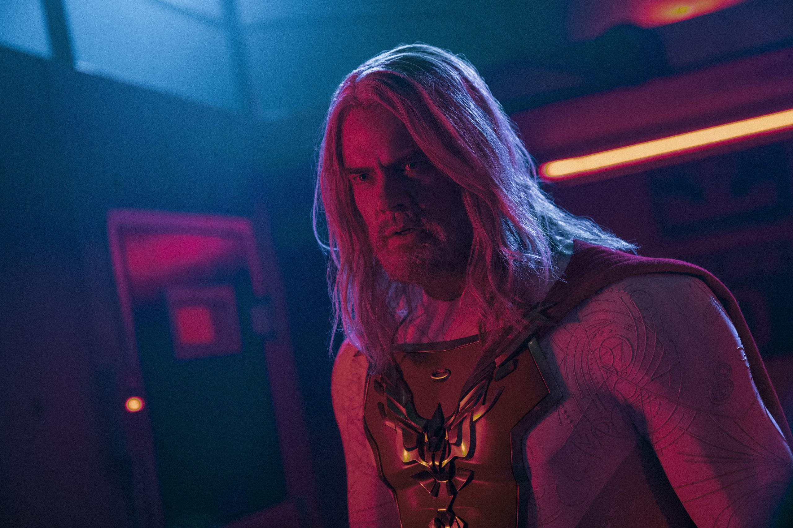 Capa - “O Legado de Júpiter” tem potencial, mas chega atrasado no tipo de contestação que quer promover