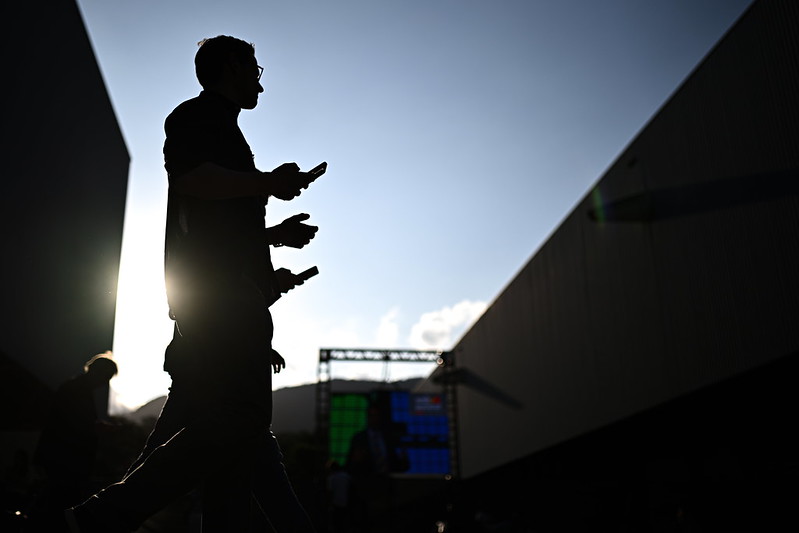 Capa - Web Summit 2023 – Rio: Conexões reais em meio à Inteligência Artificial