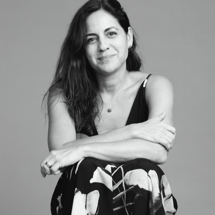  face, Head, Person, Photography, Portrait, happy, Smile, Body Part, Finger, Hand, Clothing, Dress, Adult, FemAle, Woman, Accessories, Bag, Handbag, Jewelry, Necklace, fashion