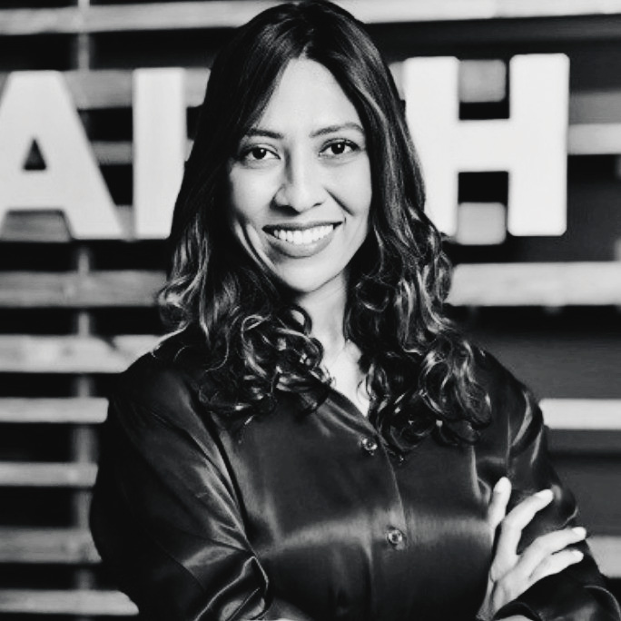  face, Head, Person, happy, Smile, Adult, FemAle, Woman, Dimples, Clothing, Coat, Jacket, Photography, Portrait, Body Part, Neck