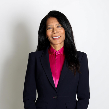  Blazer, Clothing, Coat, Jacket, Formal Wear, suit, Adult, FemAle, Person, Woman, face, Head, Photography, Portrait, Accessories, Tie, happy, Smile, Black Hair, Hair