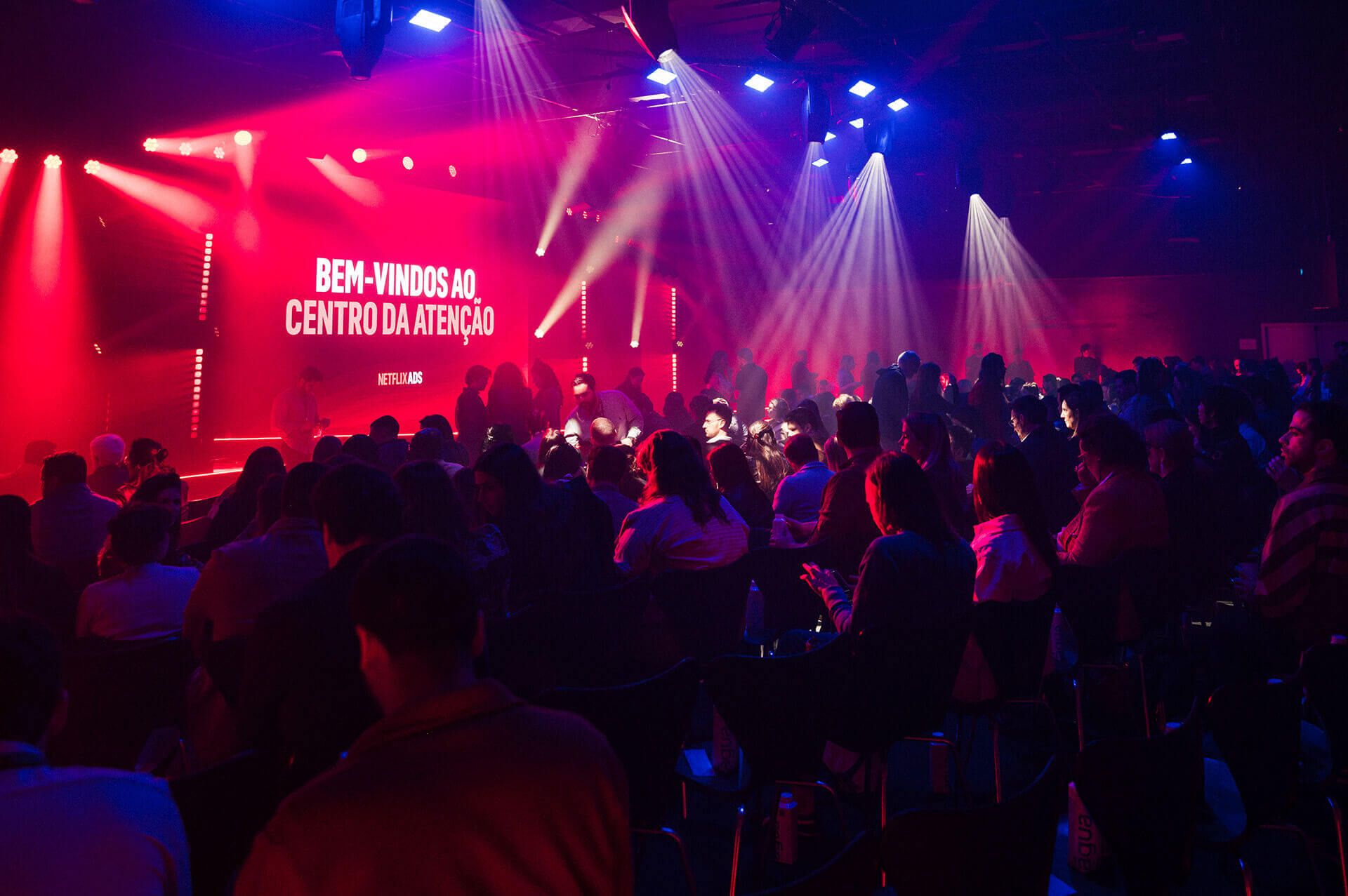 Urban, Lighting, Adult, Male, Man, Person, Night Life, Club, FemAle, Woman, Concert, Crowd, face, Head