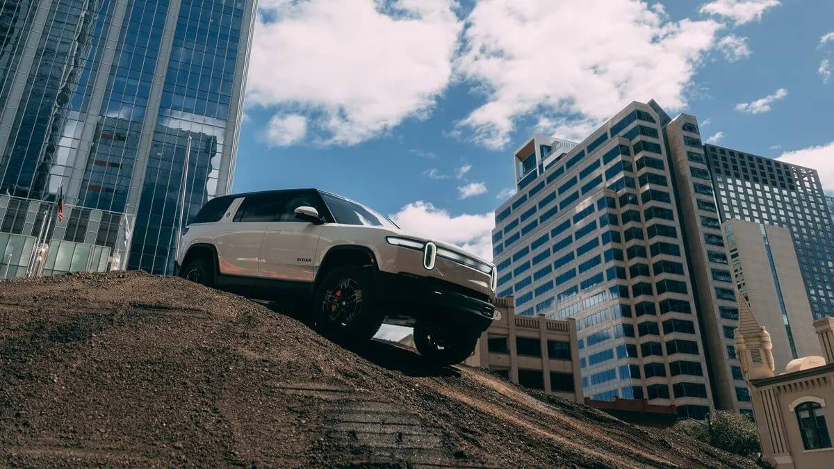  Car, Transportation, Vehicle, Machine, Wheel, Bumper, Adventure, Leisure Activities, Architecture, Building, Tower