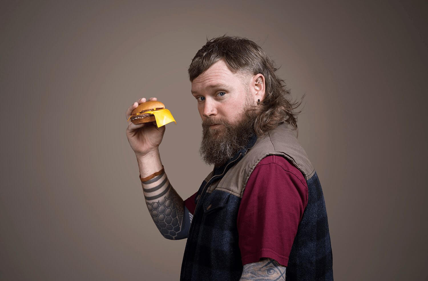 face, Head, Person, Beard, Photography, burger, Food, Adult, Male, Man, Portrait