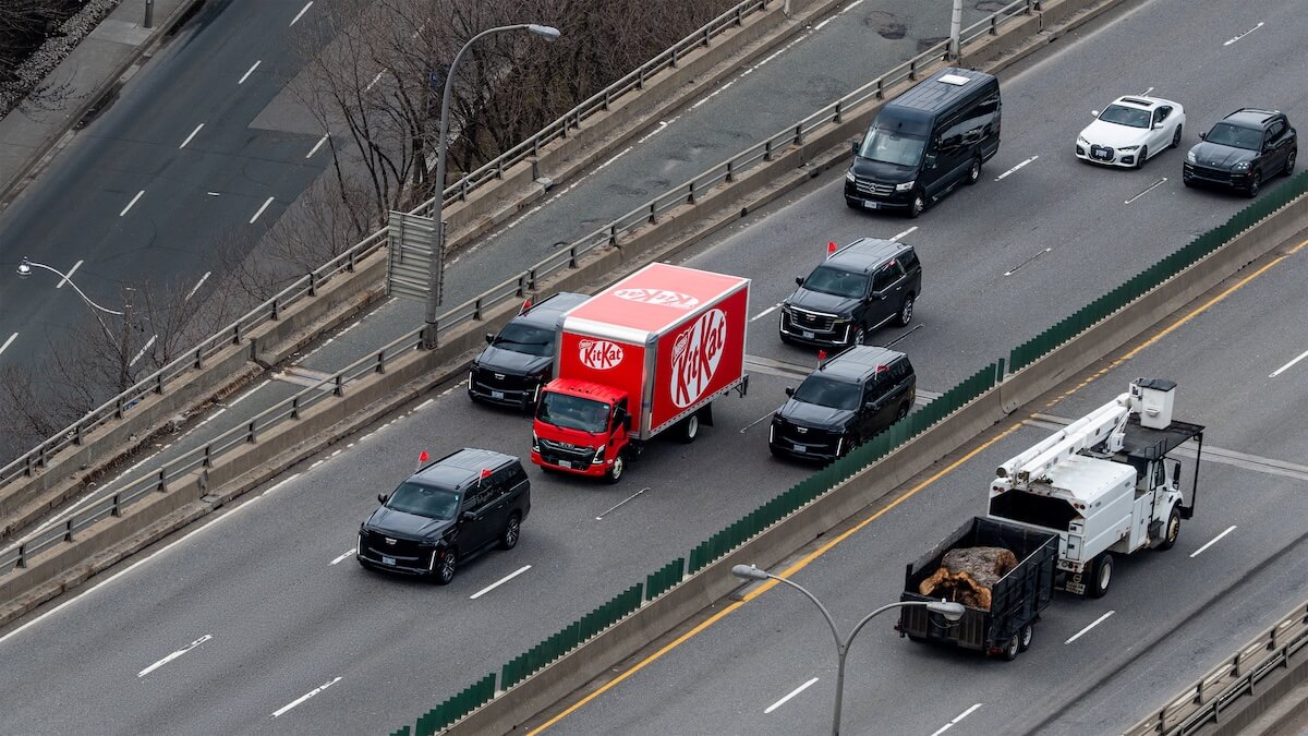 KITKAT_TRUCK_AERIAL_SHOT-A_3840x2160
